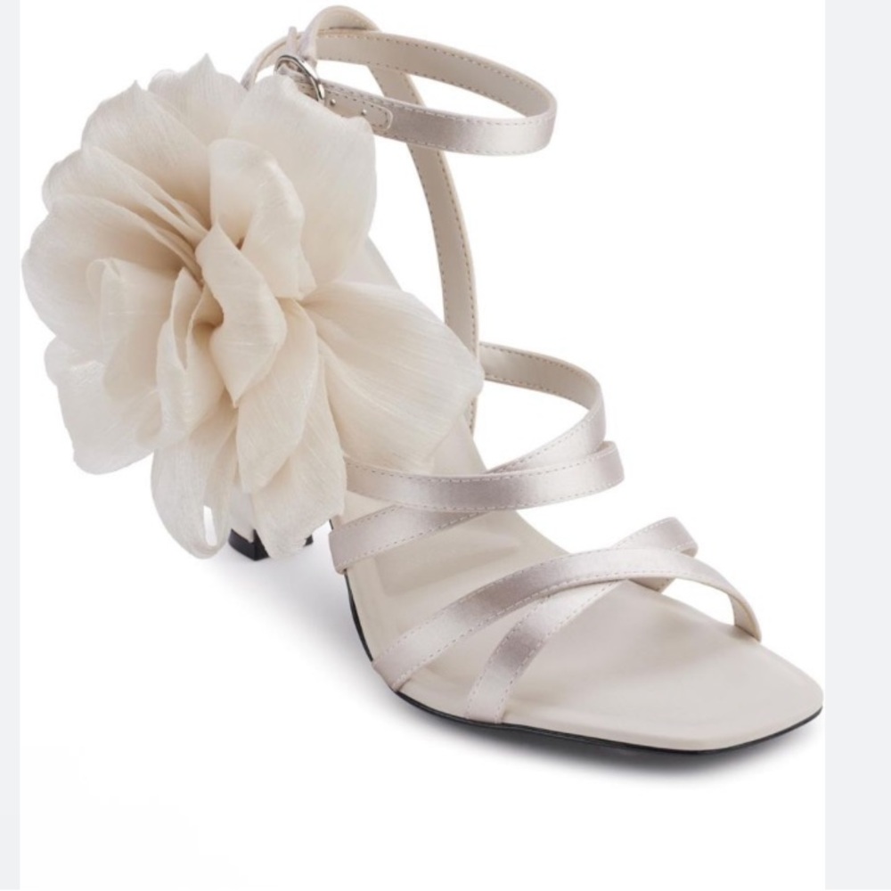 Karl Lagerfeld sz 11 NewInBox Cream Floral Sandals